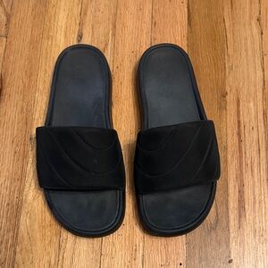 lululemon Women’s Black Slide Sandals